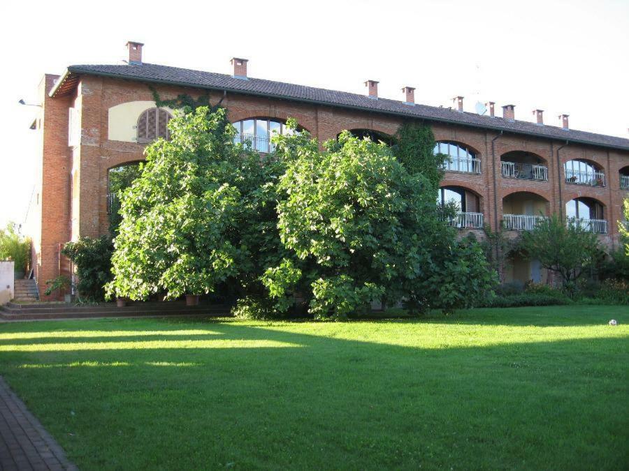 Cascina Radice Bed & Breakfast Arluno Luaran gambar