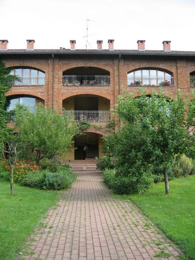 Cascina Radice Bed & Breakfast Arluno Luaran gambar